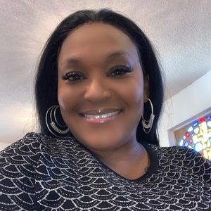 Meet your Posher, Vickey